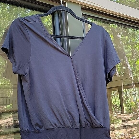 Open back short sleeve bodysuit - Picture 2 of 3